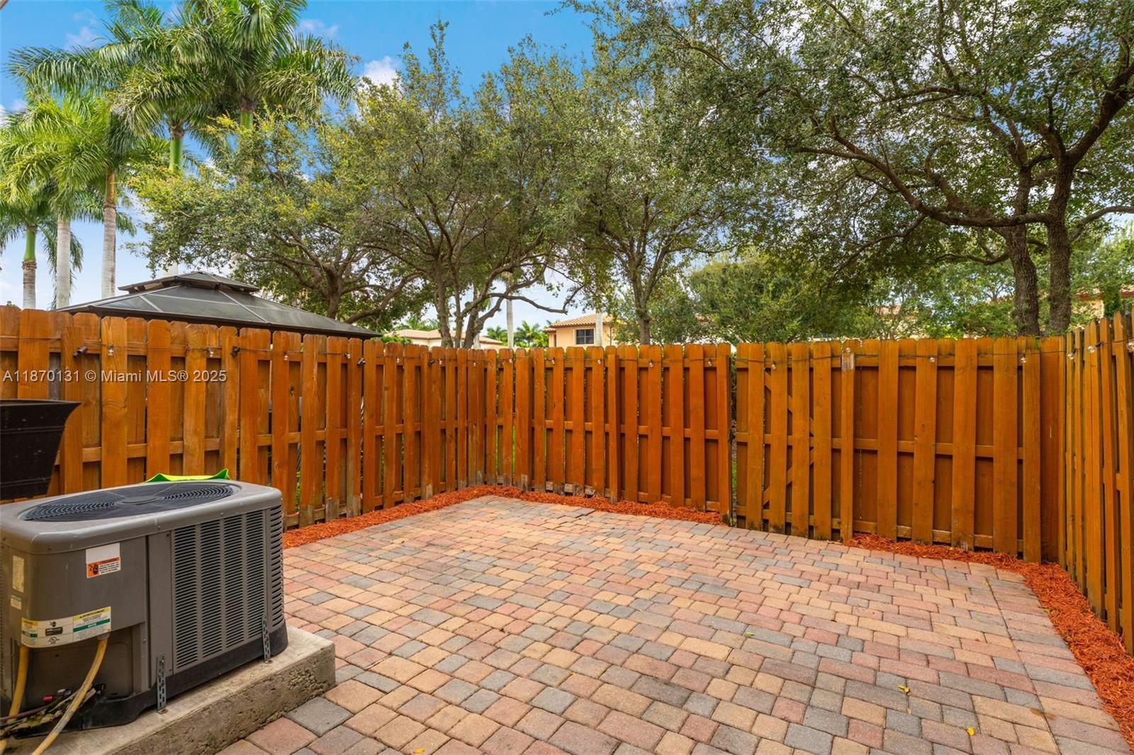 449 Se 32 Ter Property Photo 17