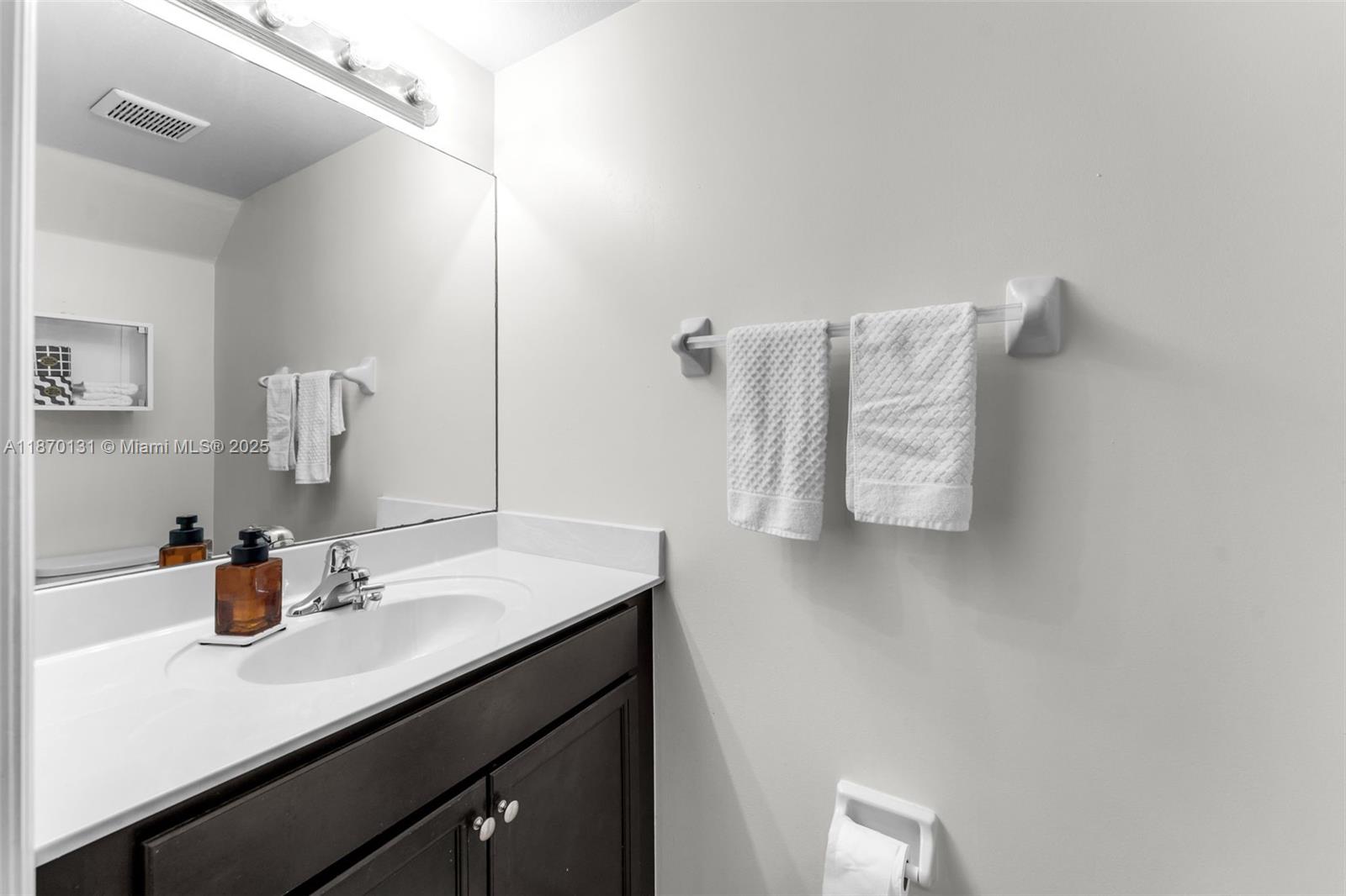 449 Se 32 Ter Property Photo 26