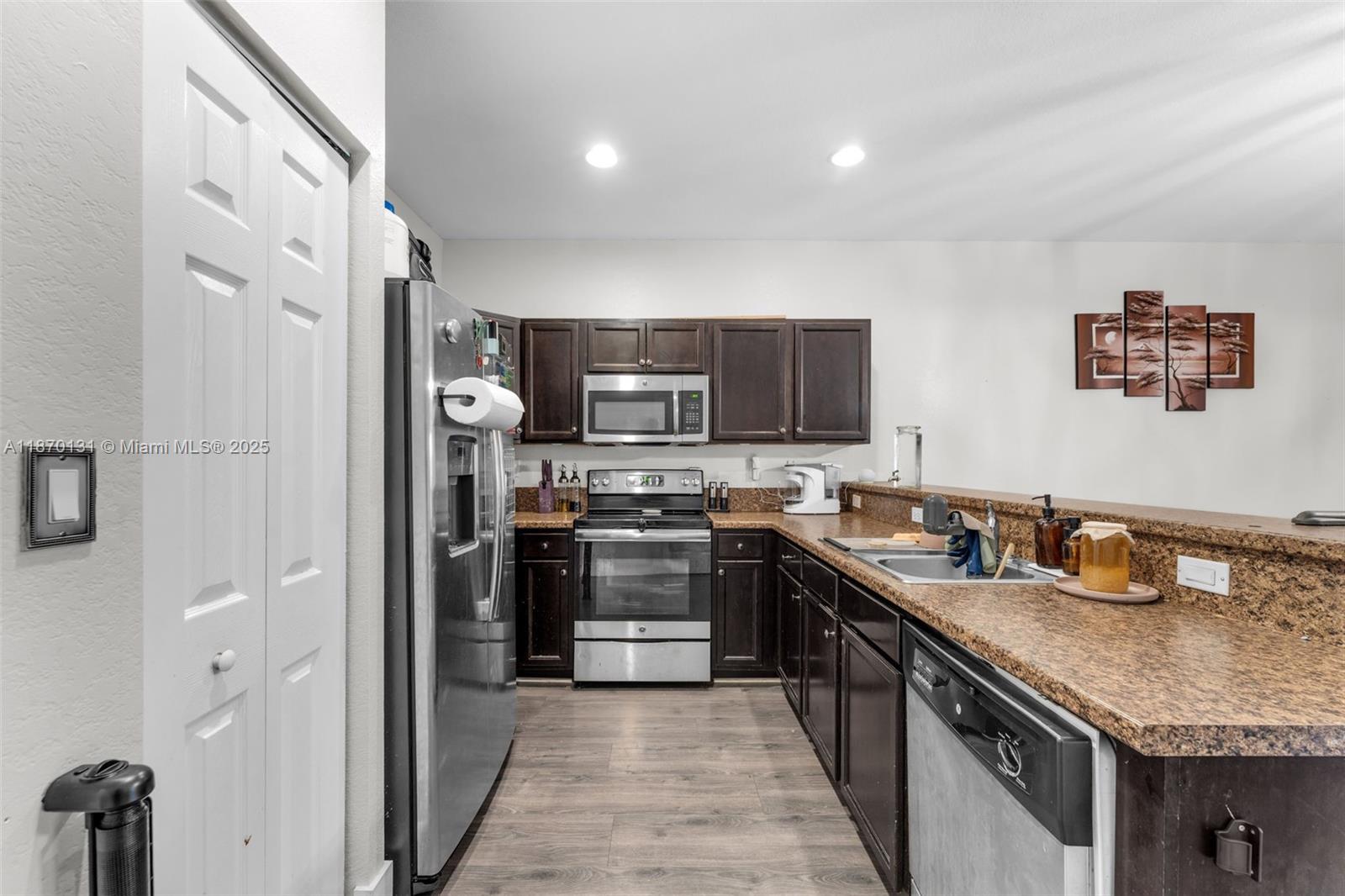 449 Se 32 Ter Property Photo 30