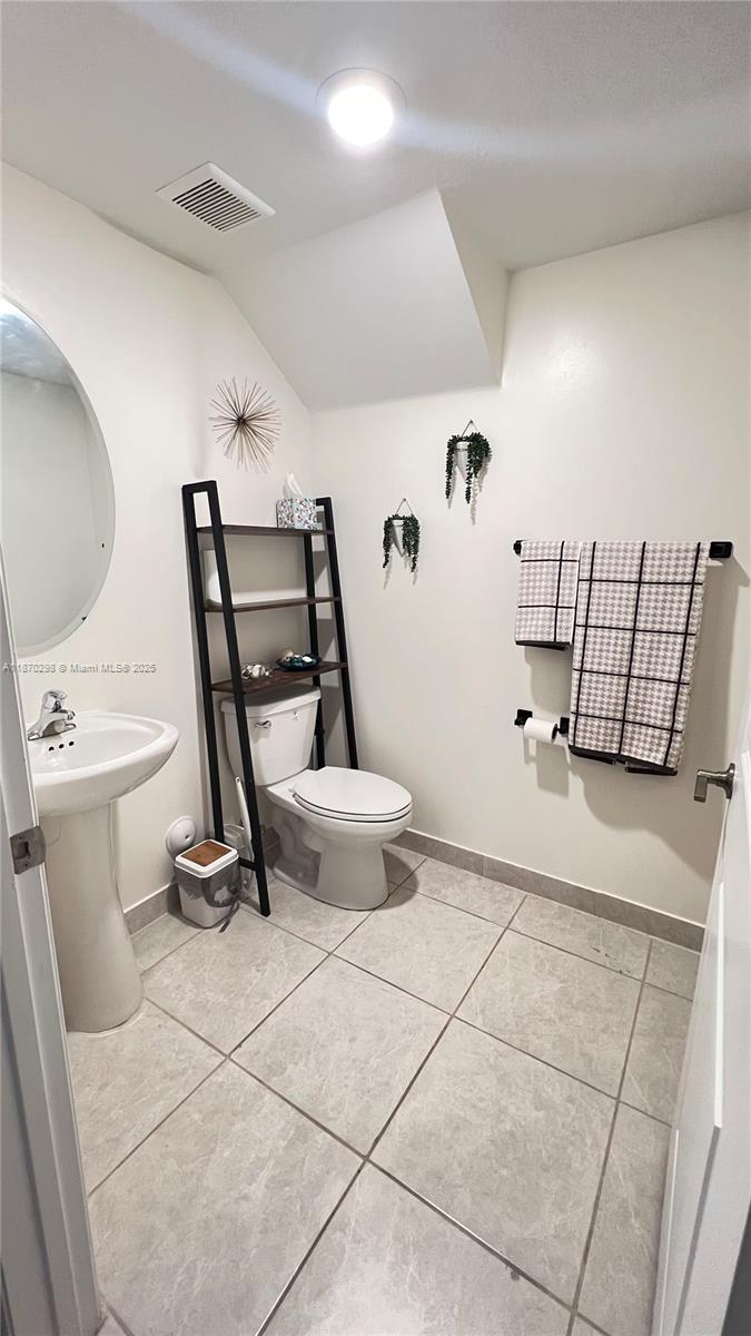 2649 Se 12th St Property Photo 17