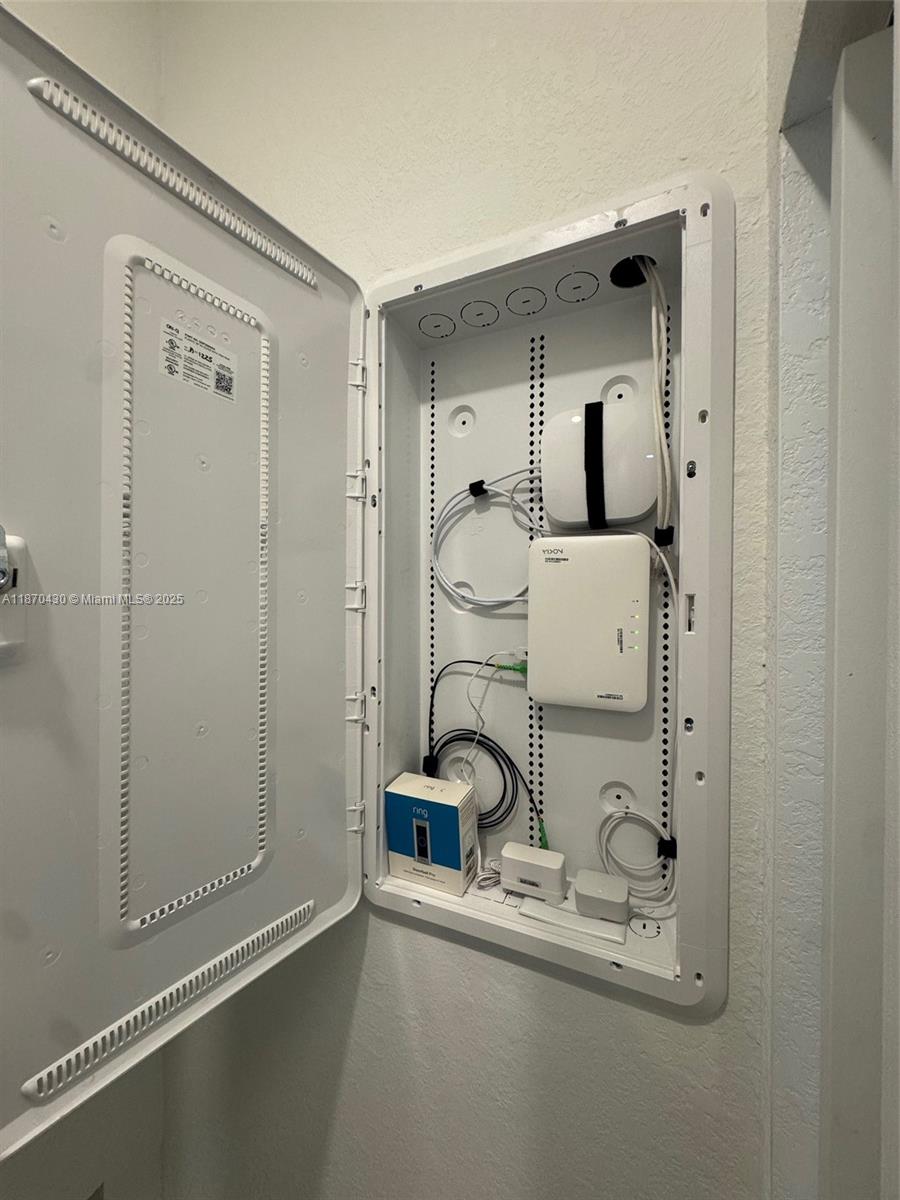 2439 Se 28th St 2439 Property Photo 21