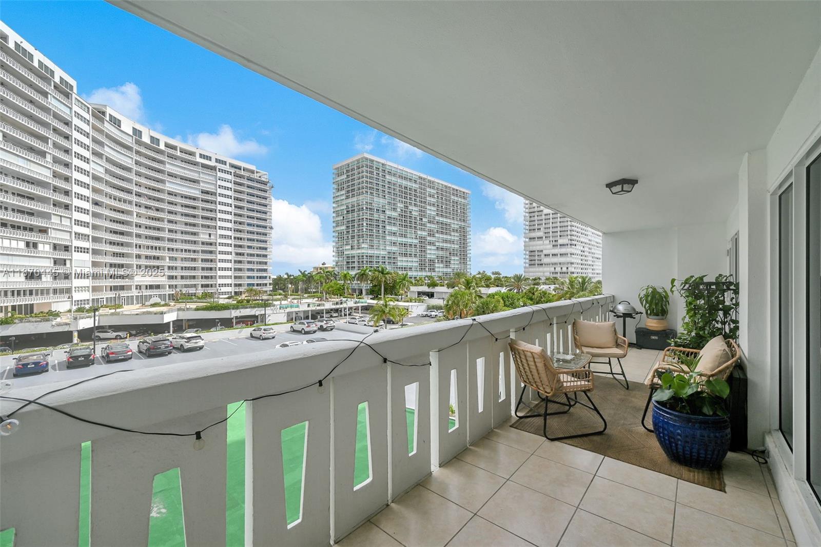 2100 S Ocean Dr 3cd Property Photo 25