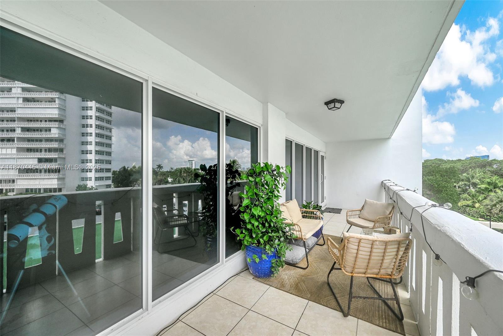2100 S Ocean Dr 3cd Property Photo 26
