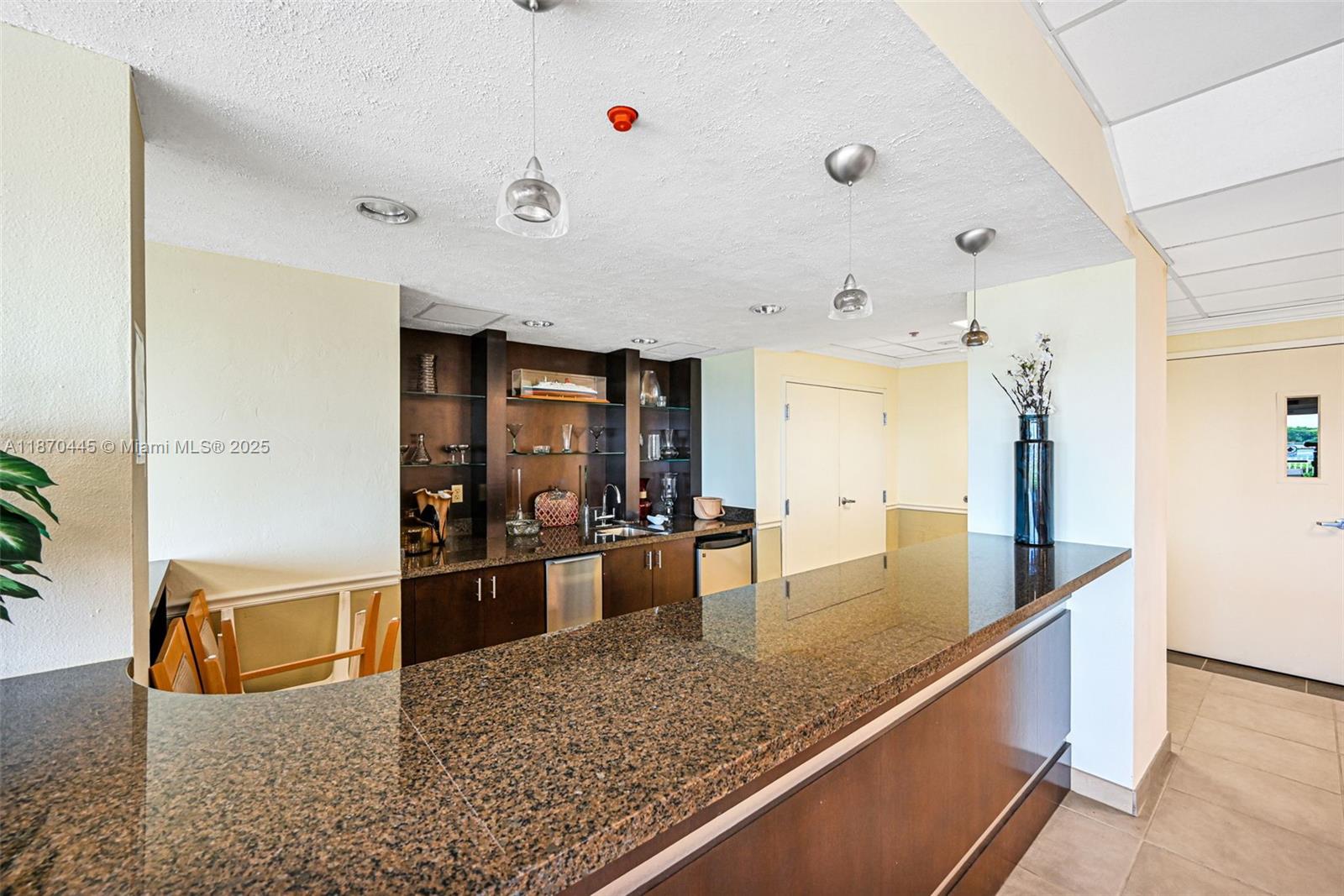 2100 S Ocean Dr 3cd Property Photo 31
