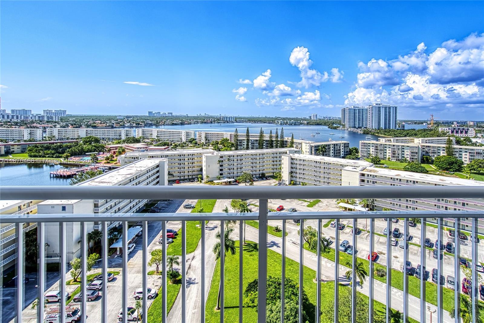 18021 Biscayne Blvd 1604 Property Photo 39