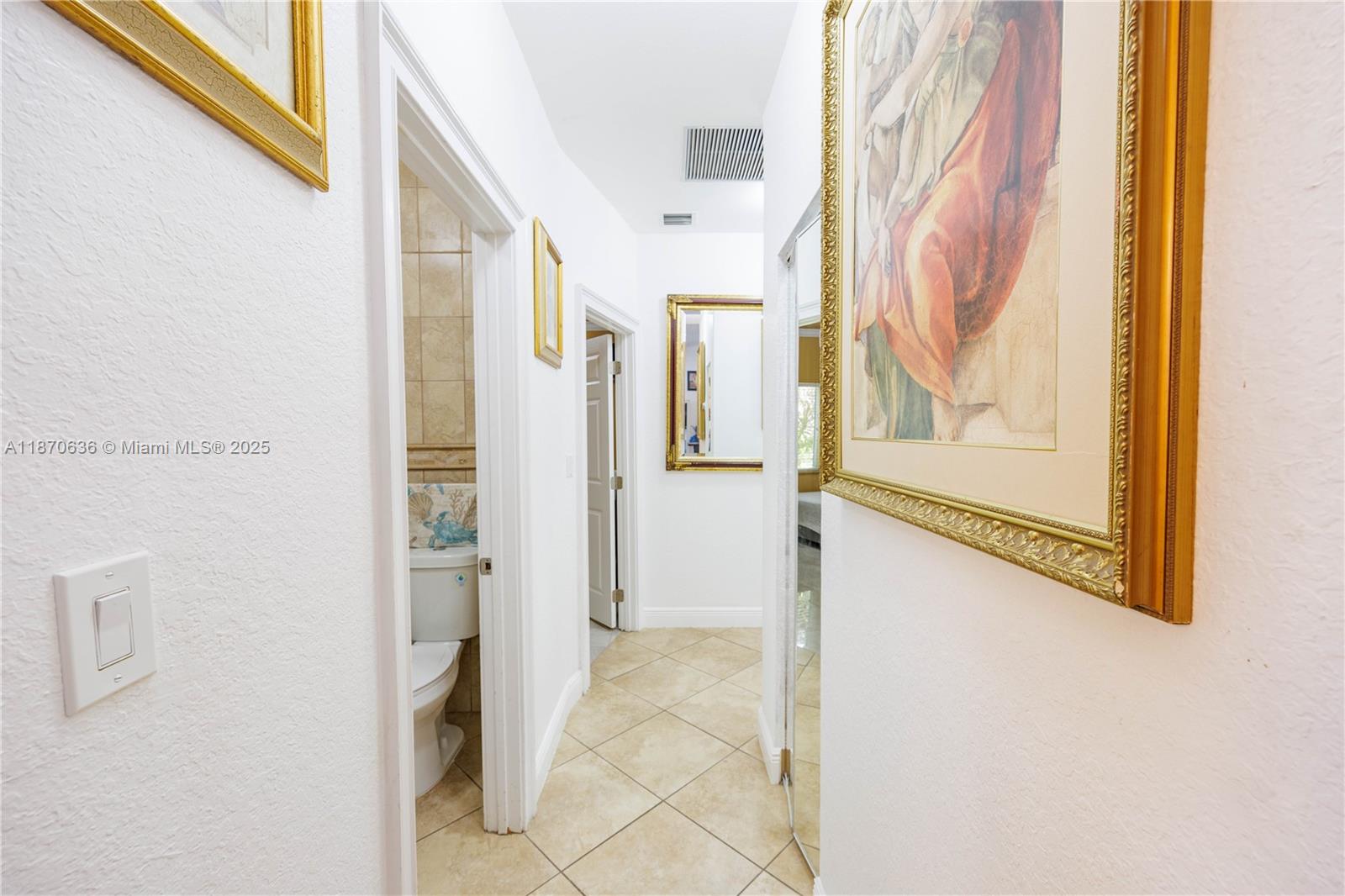 A11870636 Property Photo 39