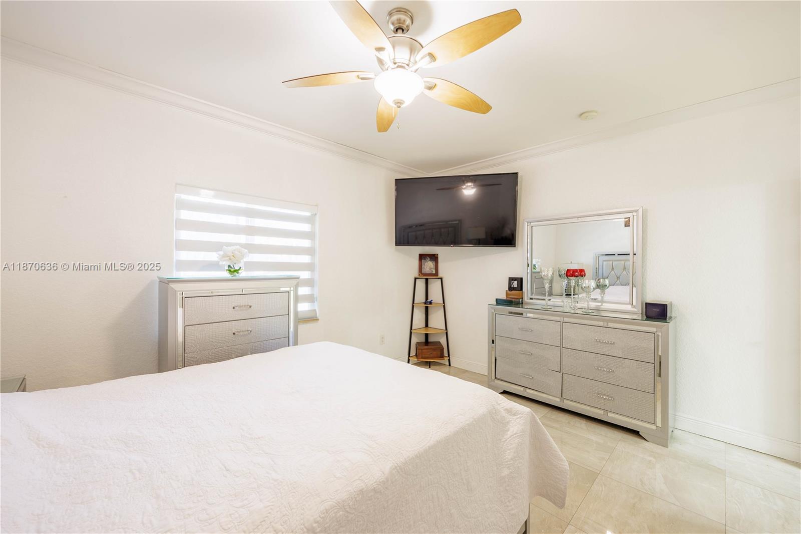 A11870636 Property Photo 48