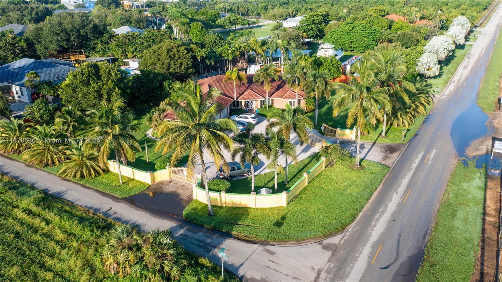 A11870636 Property Photo 49