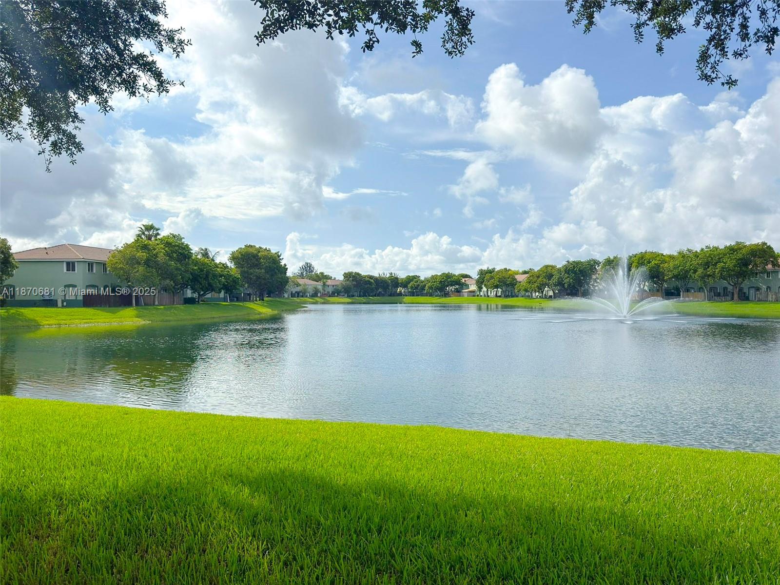 1543 Se 25th St 204 Property Photo 2