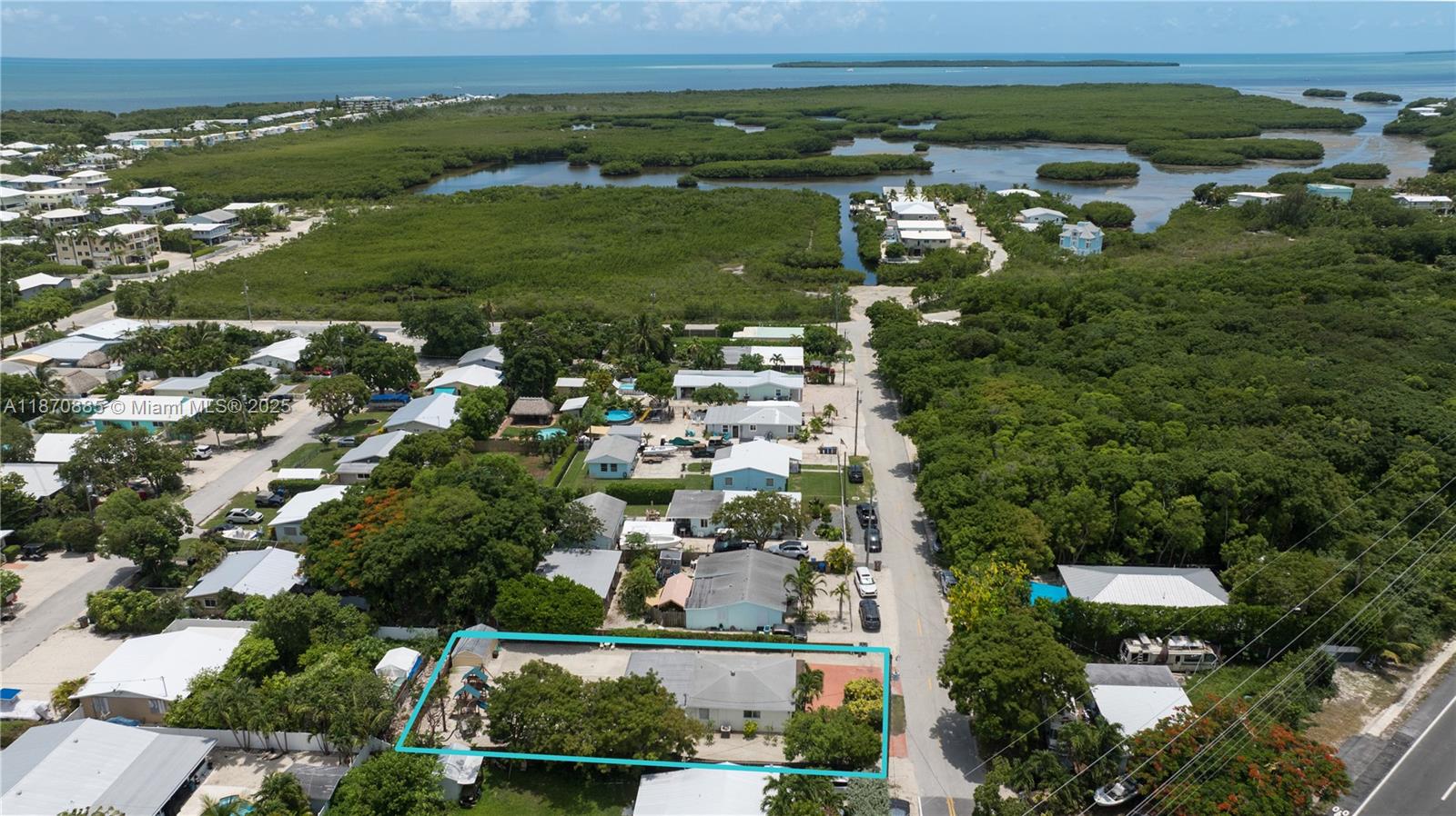 125 Harbor Dr Property Photo 6