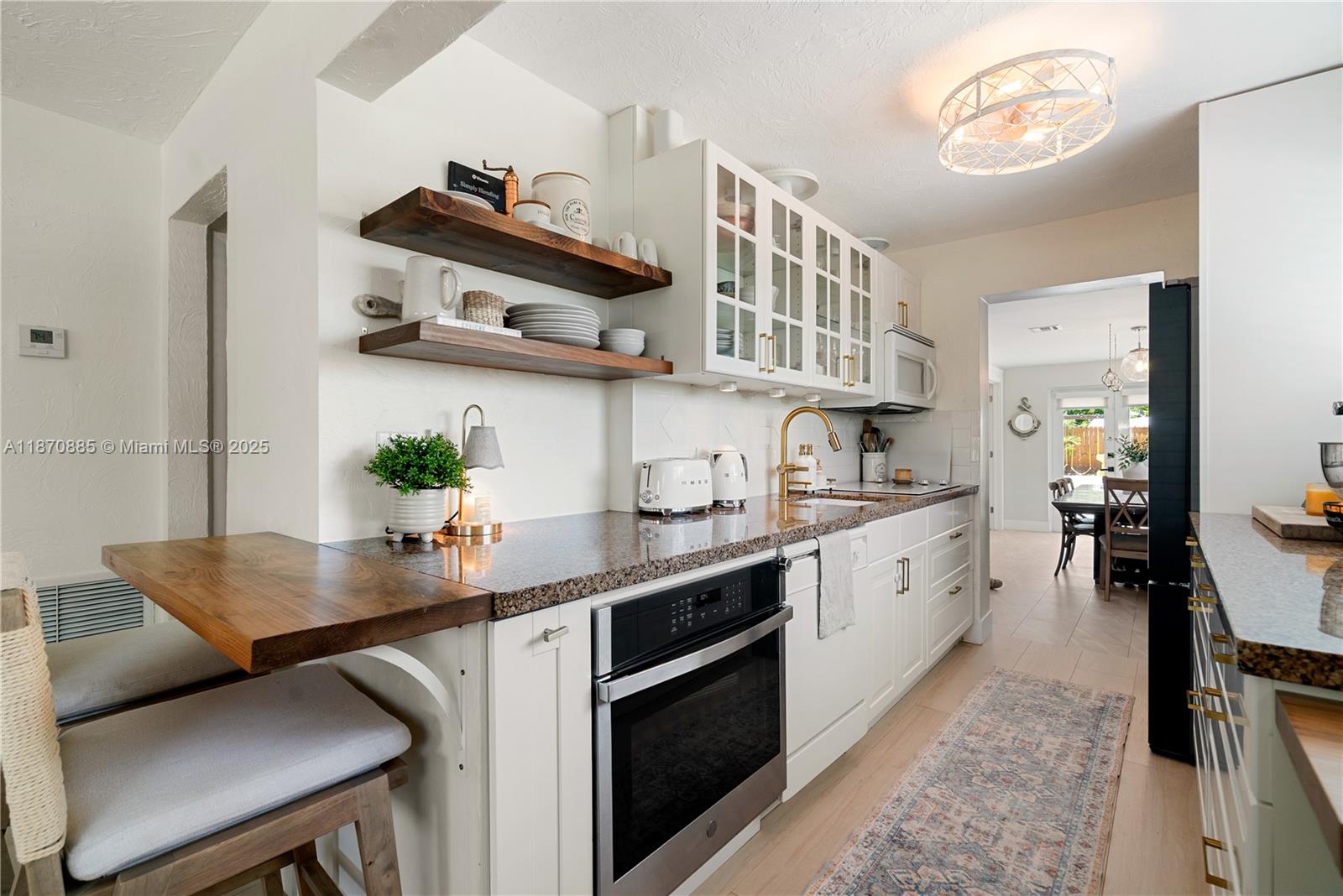 125 Harbor Dr Property Photo 11