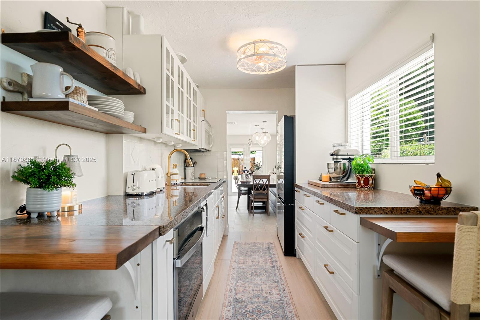 125 Harbor Dr Property Photo 13