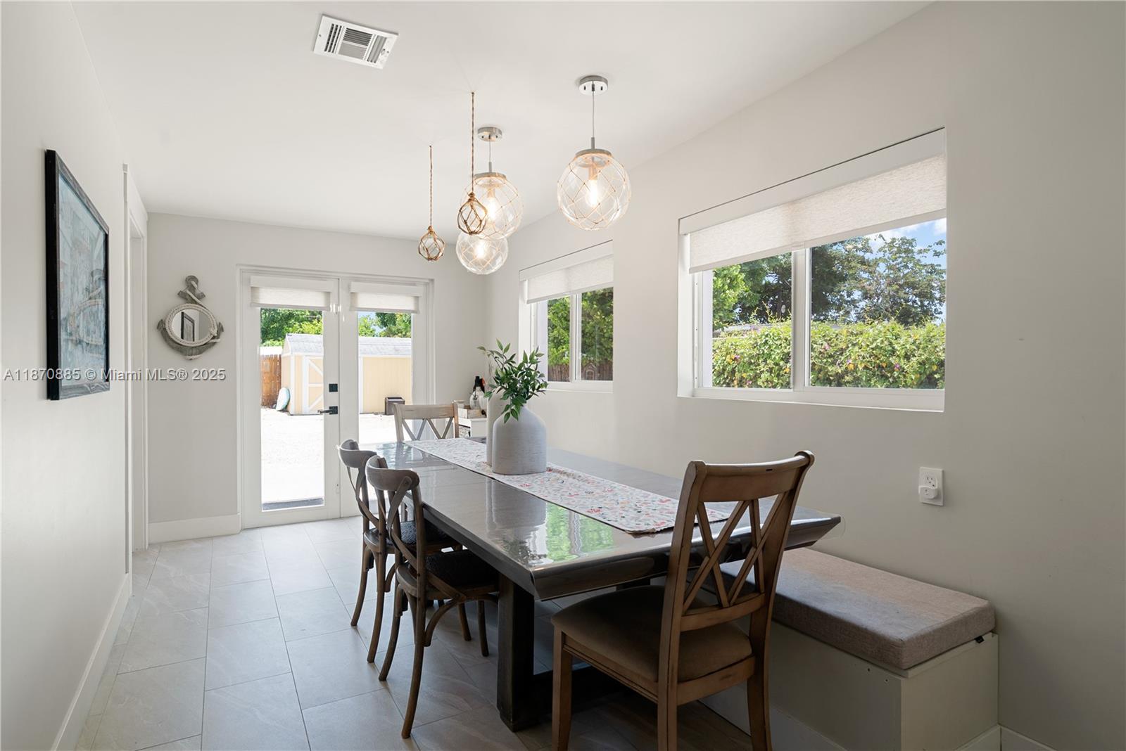 125 Harbor Dr Property Photo 20