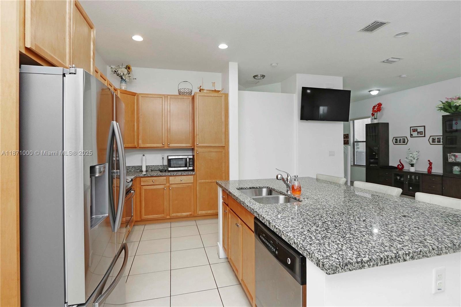 3293 W 98th Pl Property Photo 8