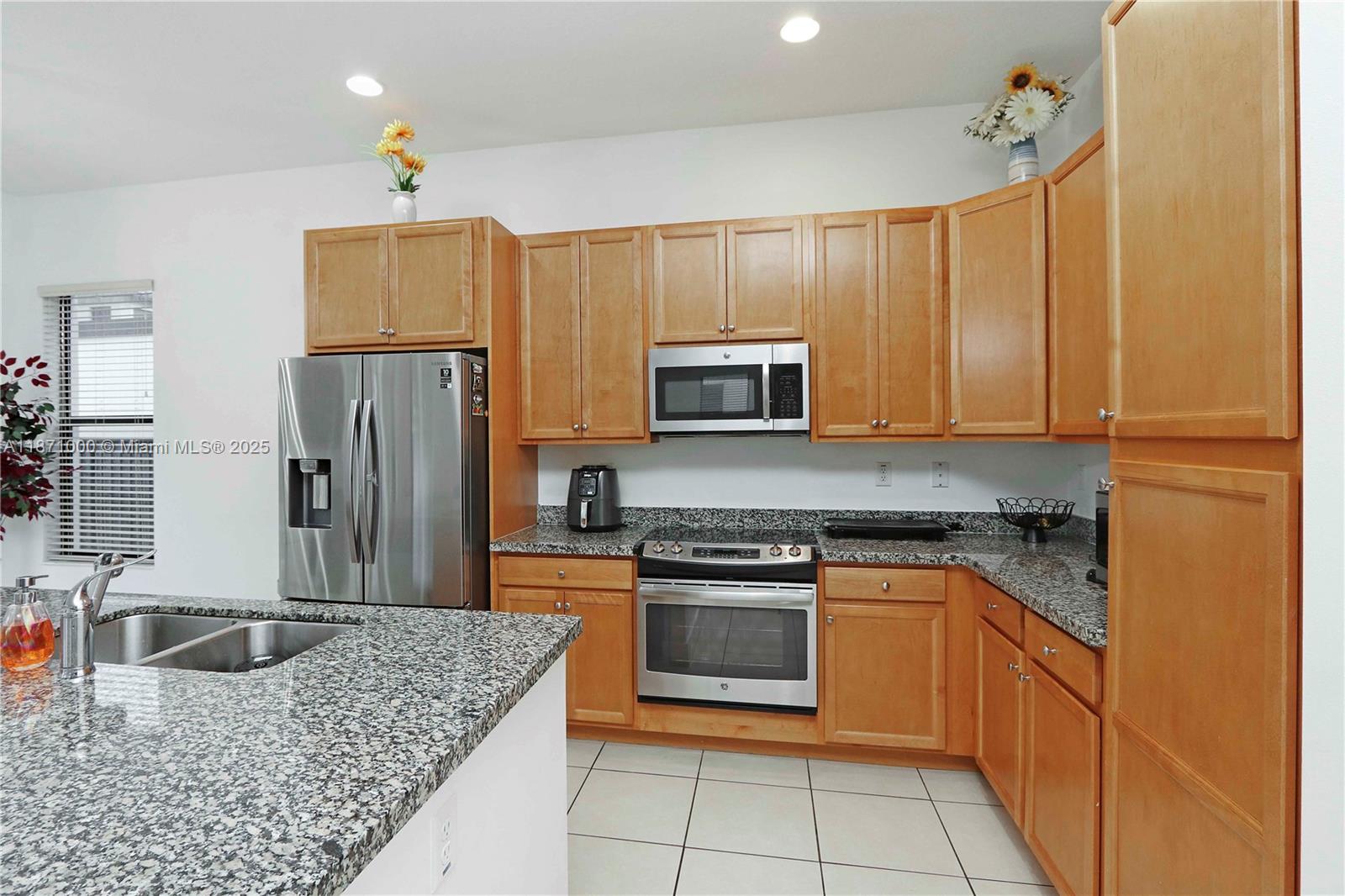 3293 W 98th Pl Property Photo 10