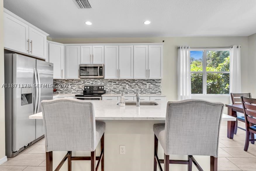 4353 Large Leaf Ln Property Photo 11