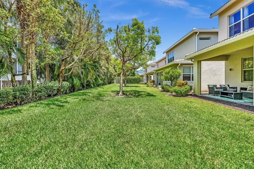 4353 Large Leaf Ln Property Photo 27