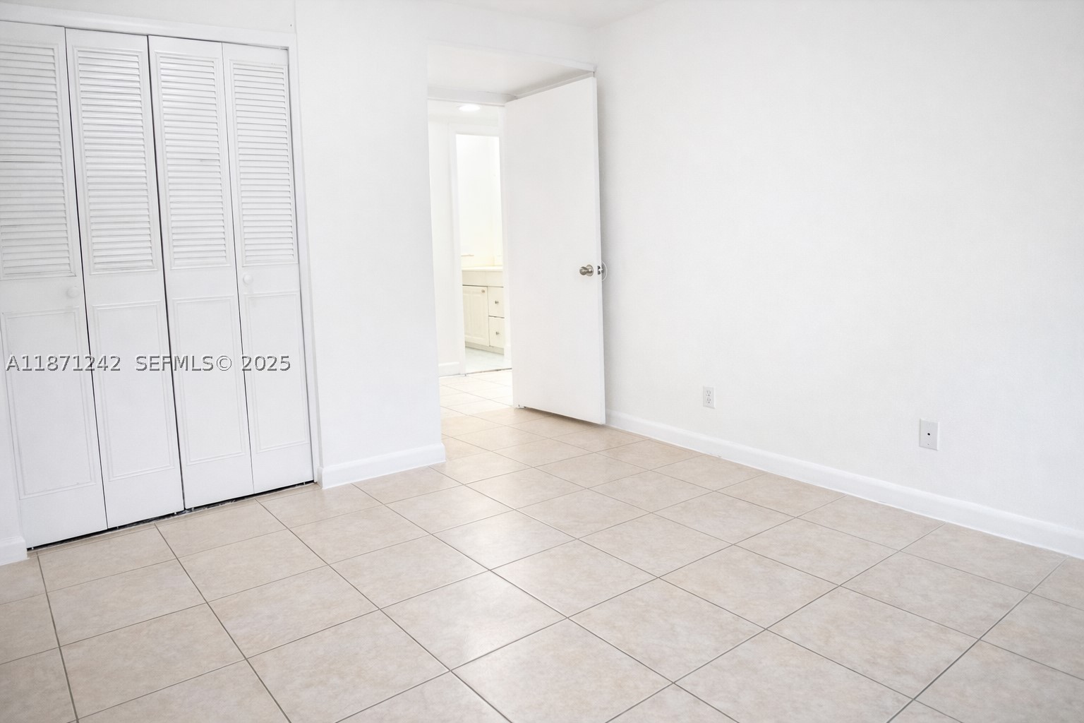 9150 Nw 38th Dr 110 Property Photo 12