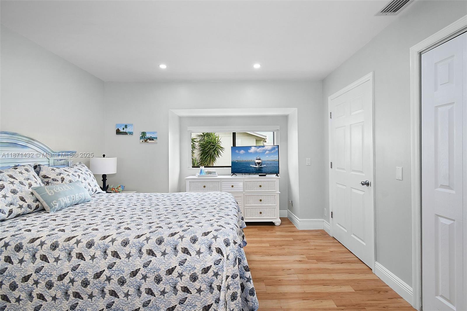 9421 S Ocean Dr 90 Property Photo 30