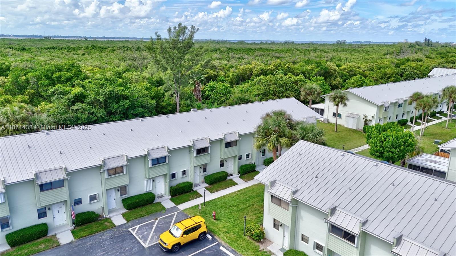 9421 S Ocean Dr 90 Property Photo 35