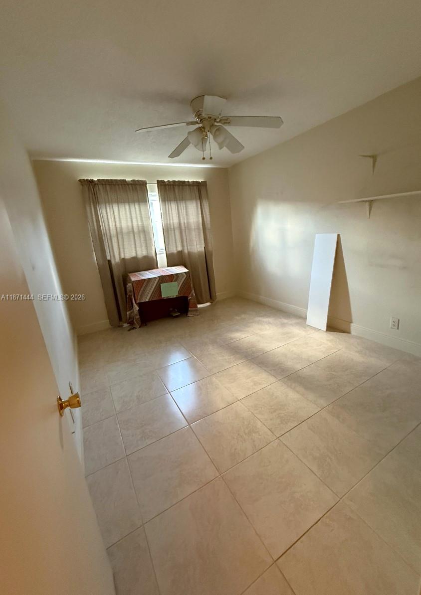 2905 Pierce St 17 Property Photo 5