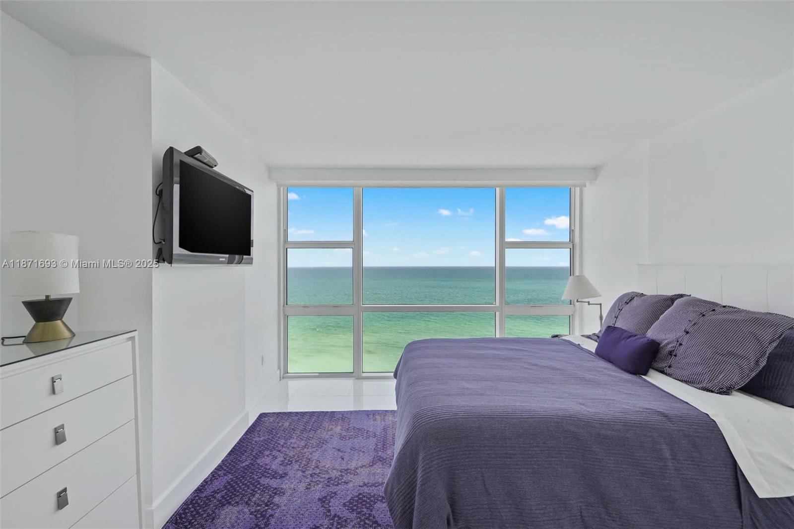 6801 Collins Ave 1204/1217 Property Photo 7