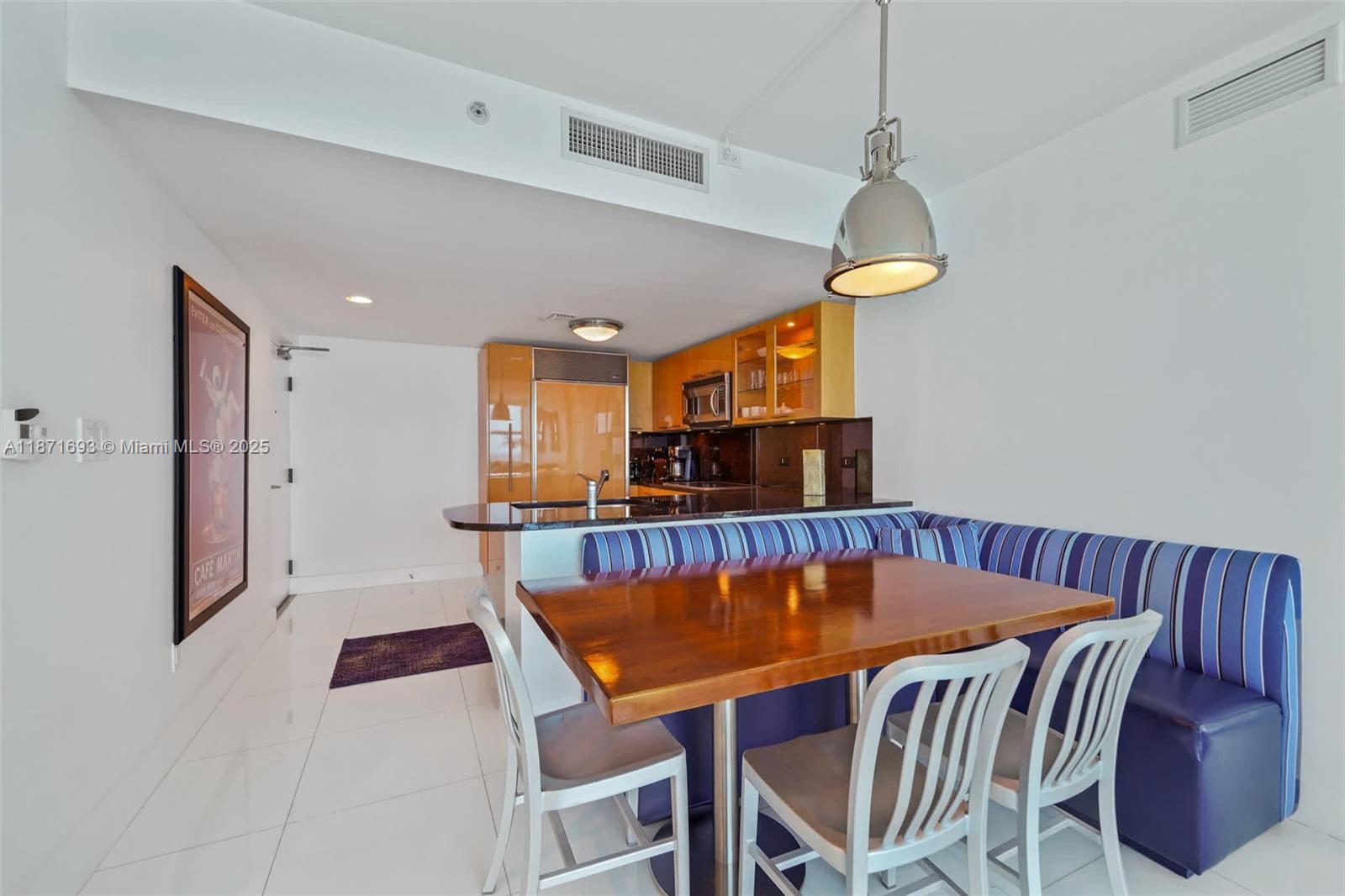 6801 Collins Ave 1204/1217 Property Photo 13