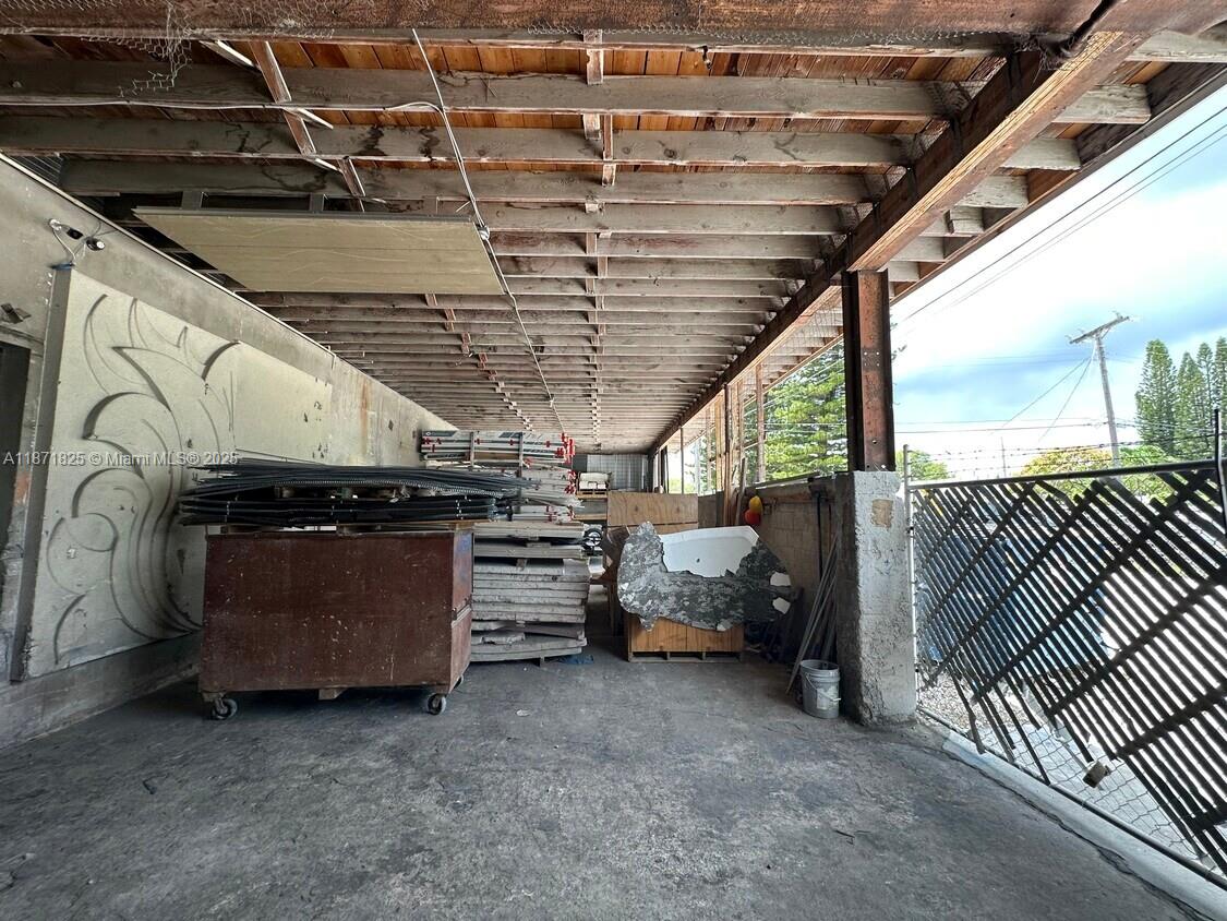 2116 N Dixie Hwy Property Photo 16
