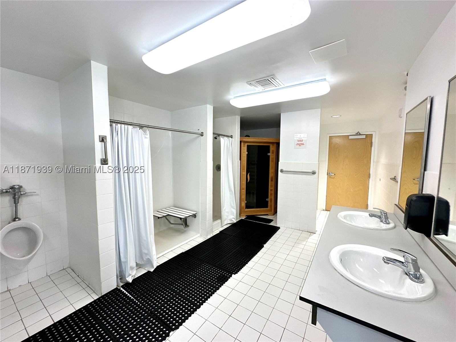 2771 Taft St 302 Property Photo 34