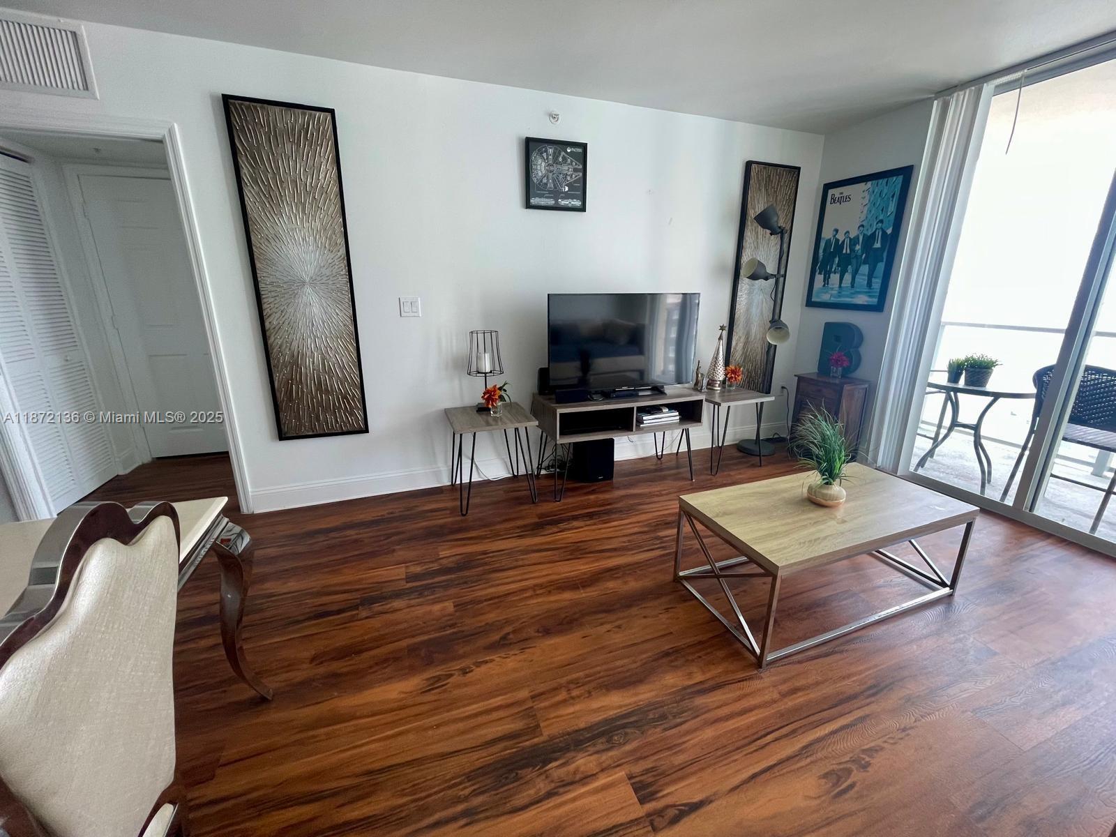 1155 Brickell Bay Dr 1805 Property Photo 6