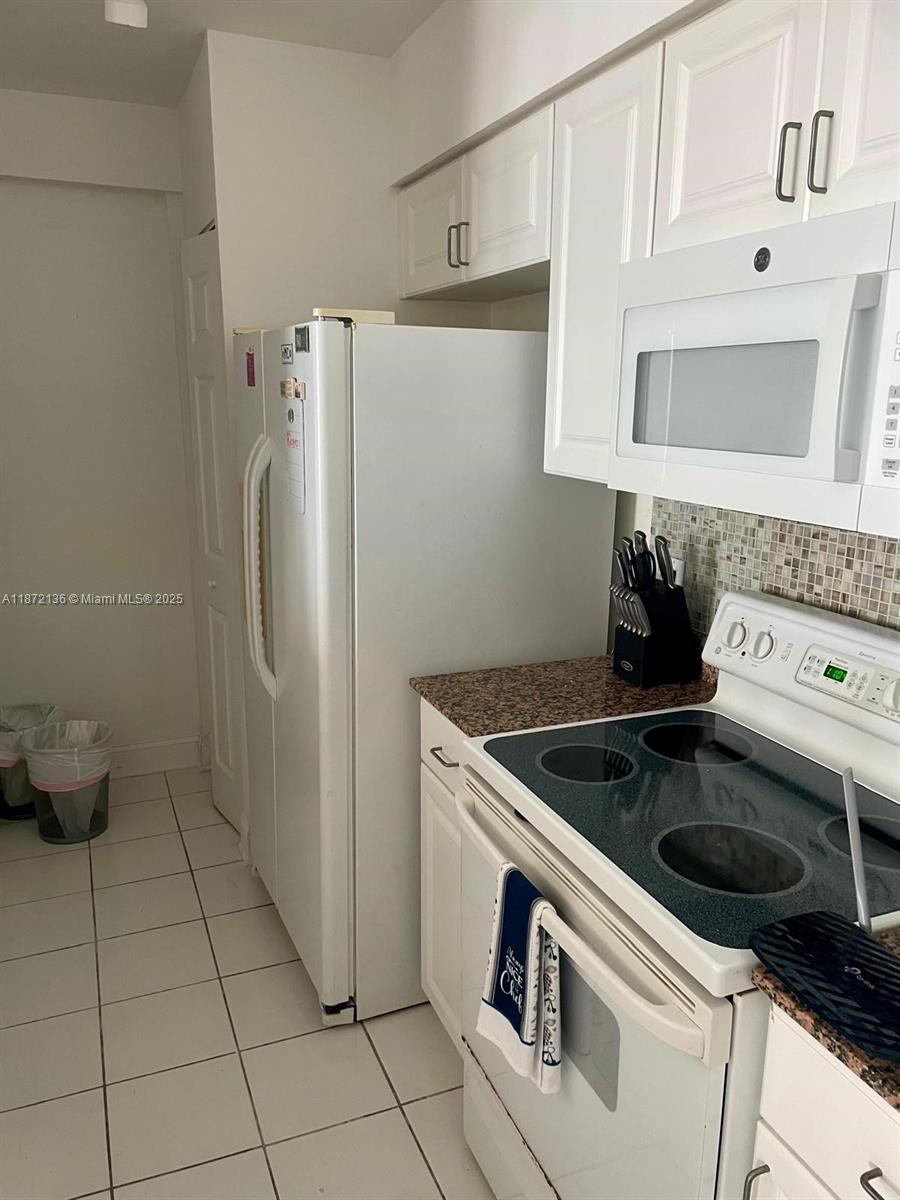 1155 Brickell Bay Dr 1805 Property Photo 9