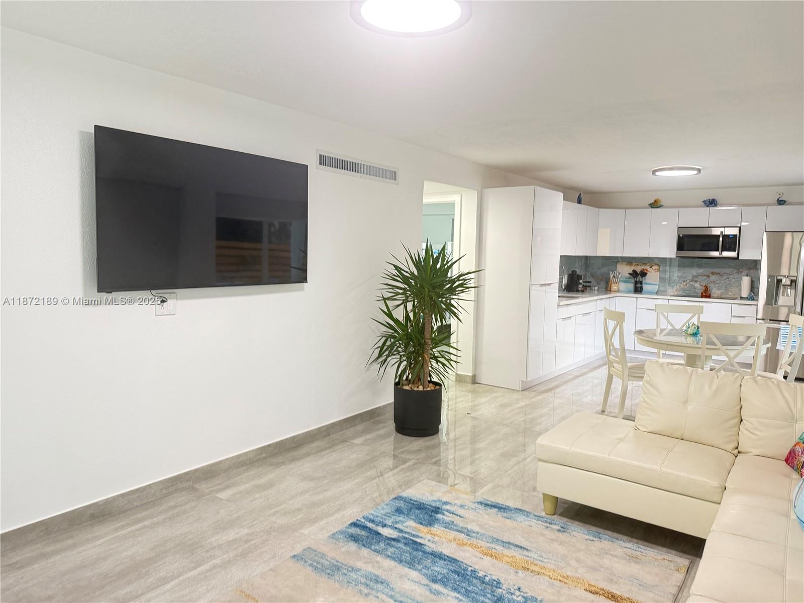 60 SE Marlin Ave 1 Property Photo 1