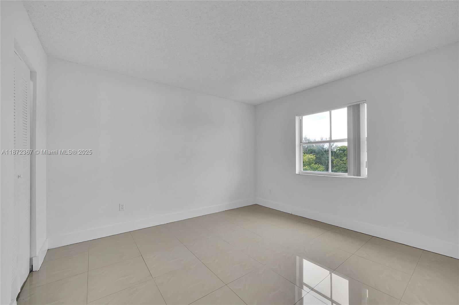 8260 Sw 210th St 201 Property Photo 17