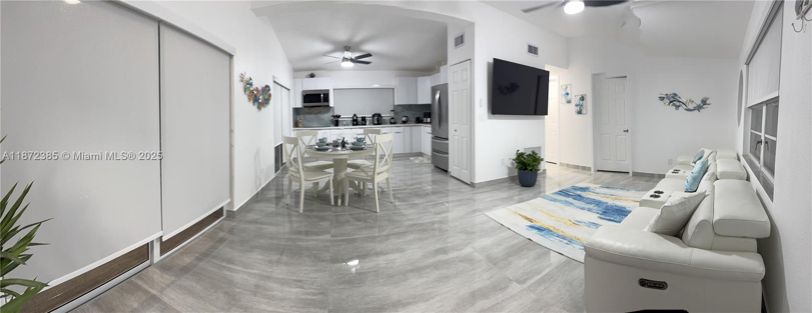 60 Se Marlin Ave 2 Property Photo 5