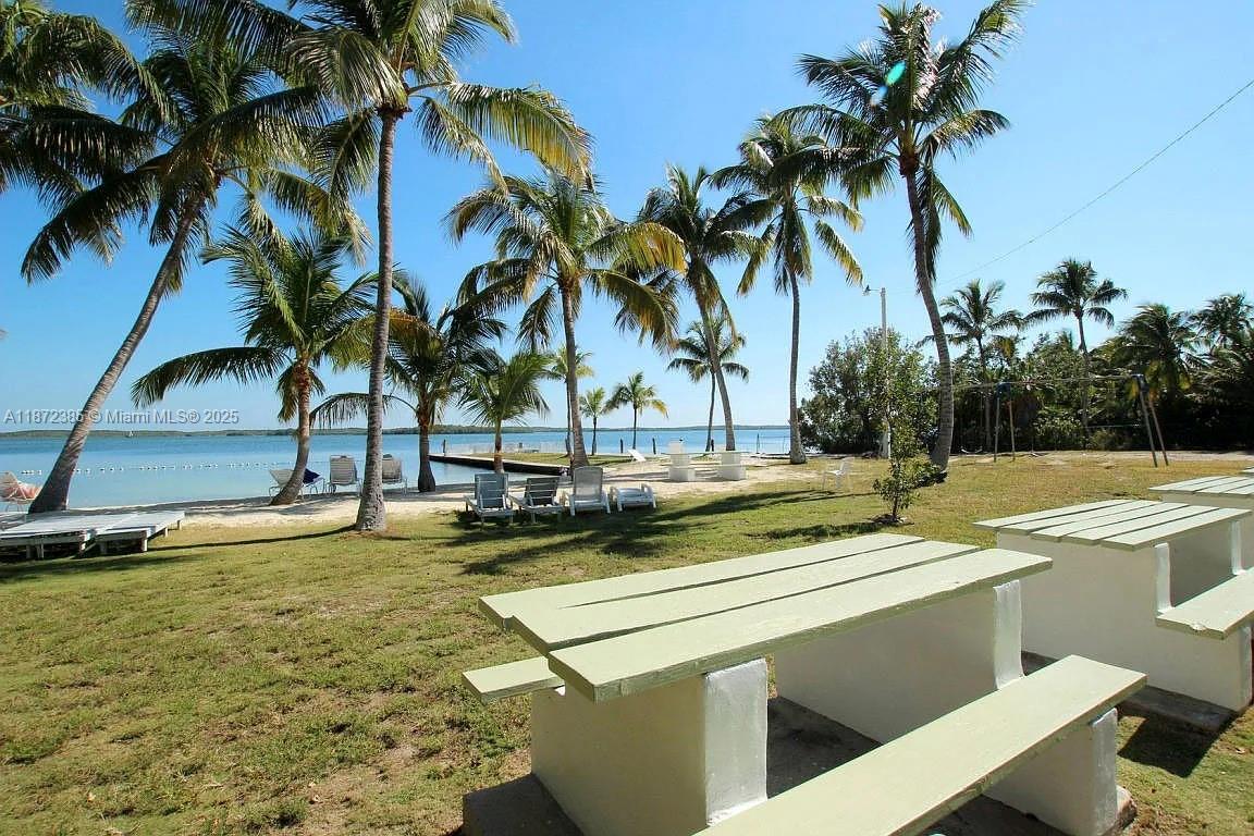 60 Se Marlin Ave 2 Property Photo 19