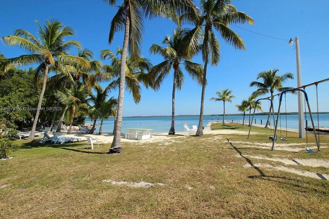 60 Se Marlin Ave 2 Property Photo 24