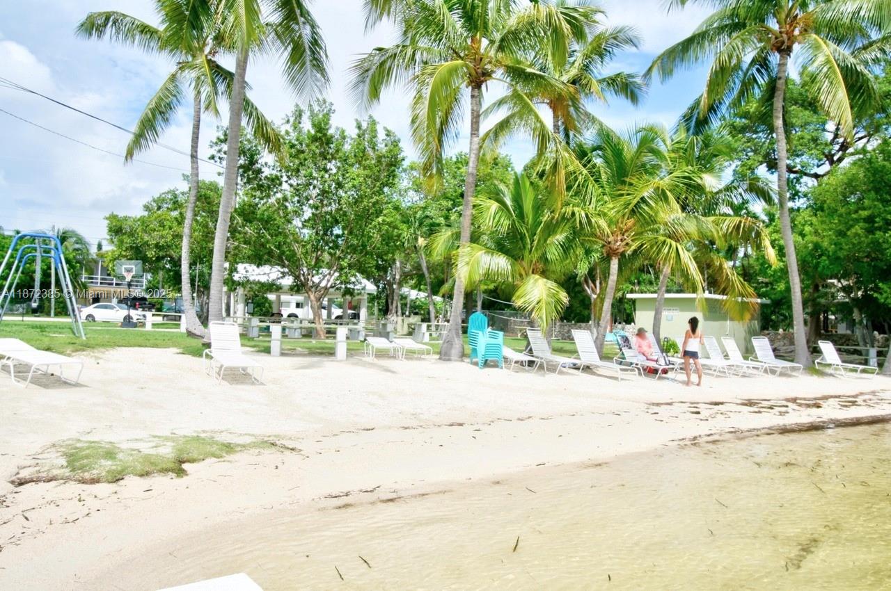 60 Se Marlin Ave 2 Property Photo 26