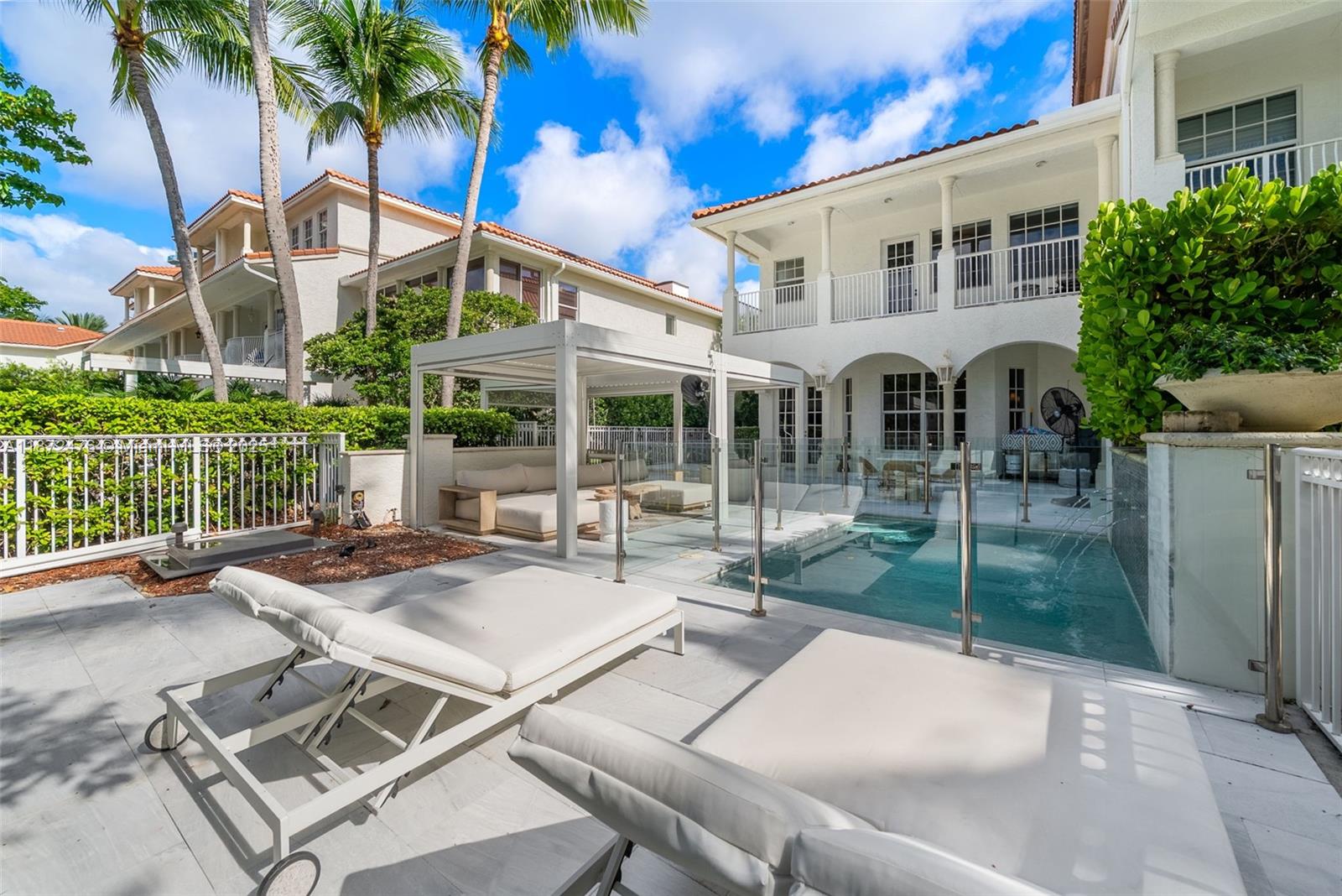 3802 Ne 199th Ter 3802 Property Photo 1