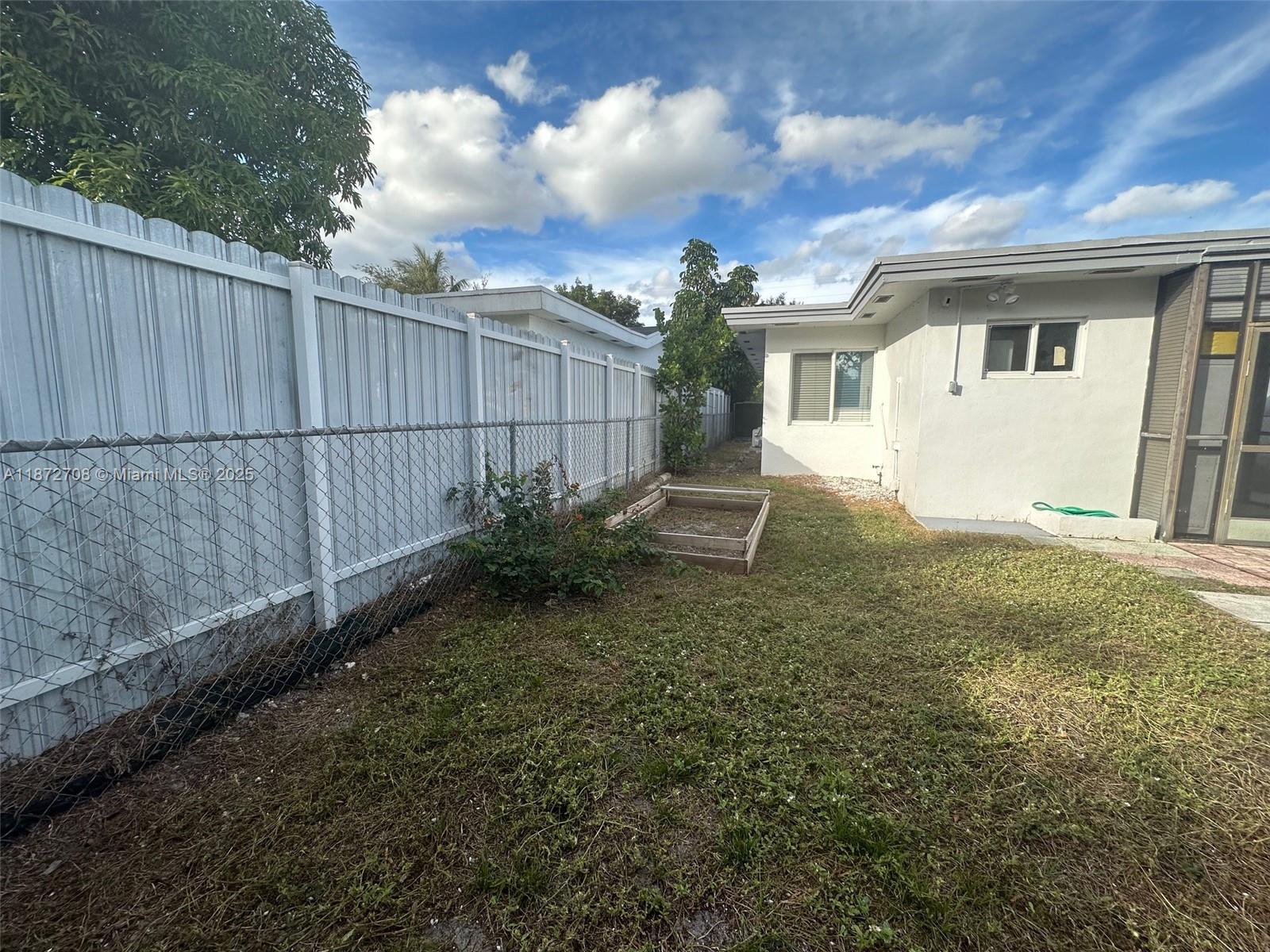 116 Se 9th Ct Property Photo 33