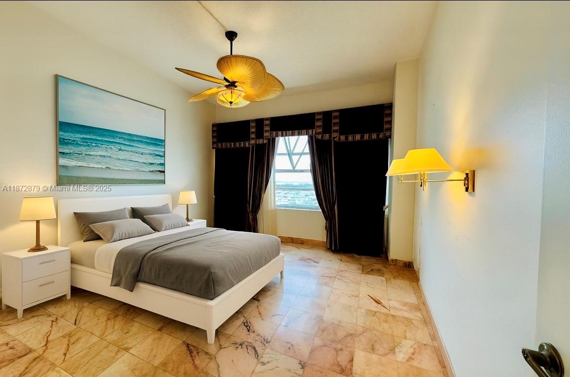 18071 Biscayne Blvd Ph04 & Ph03 Property Photo 7
