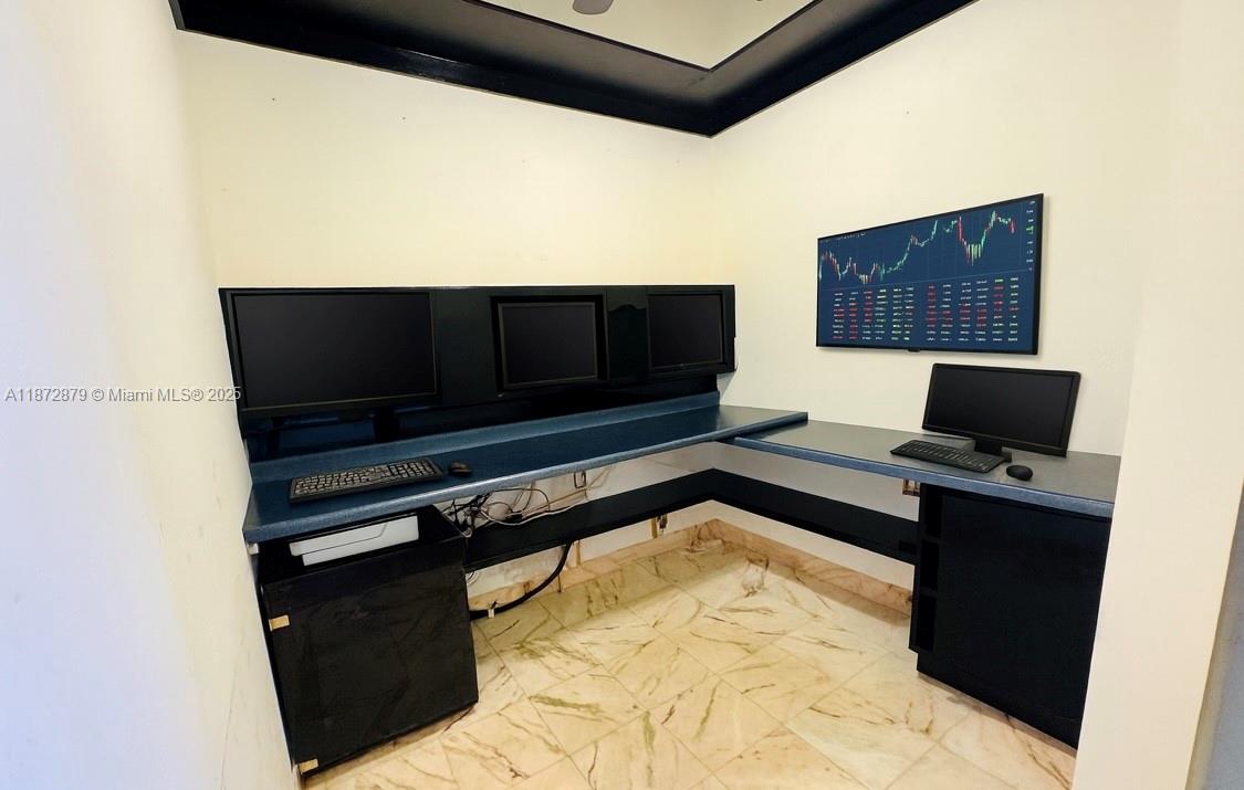 18071 Biscayne Blvd Ph04 & Ph03 Property Photo 11
