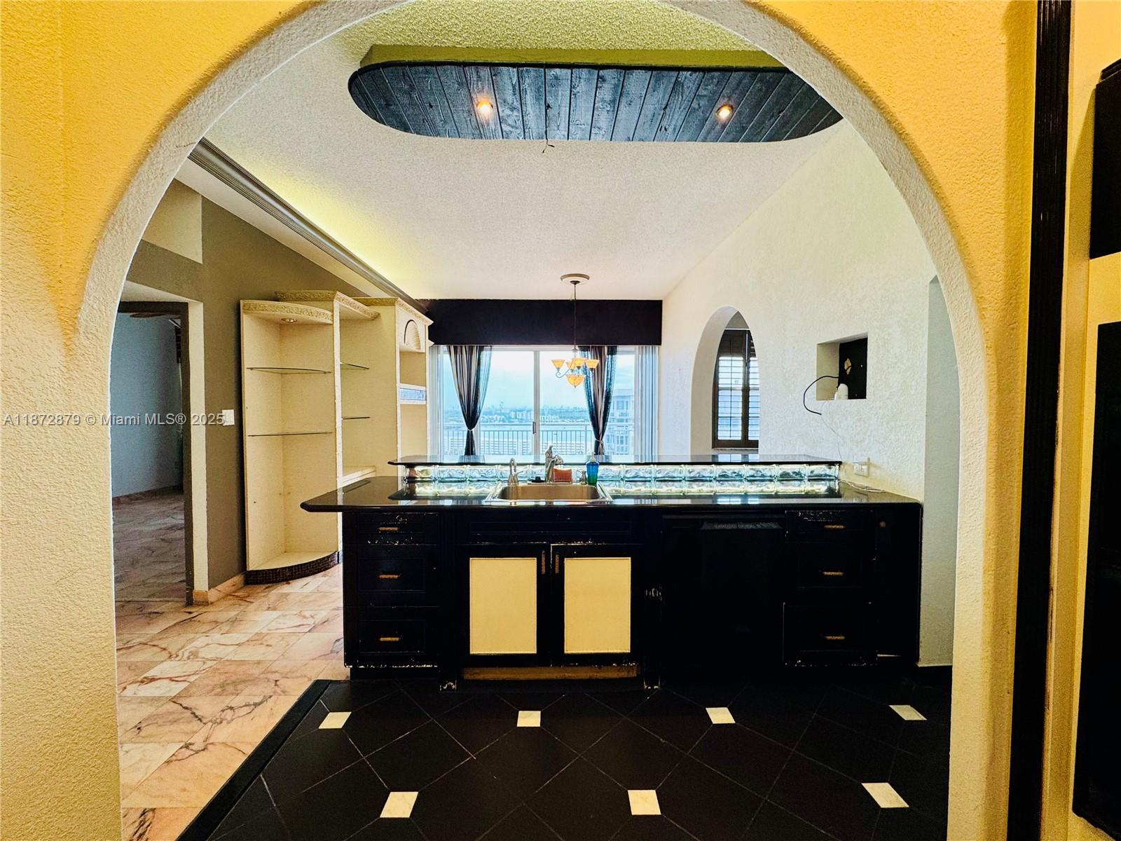 18071 Biscayne Blvd Ph04 & Ph03 Property Photo 12