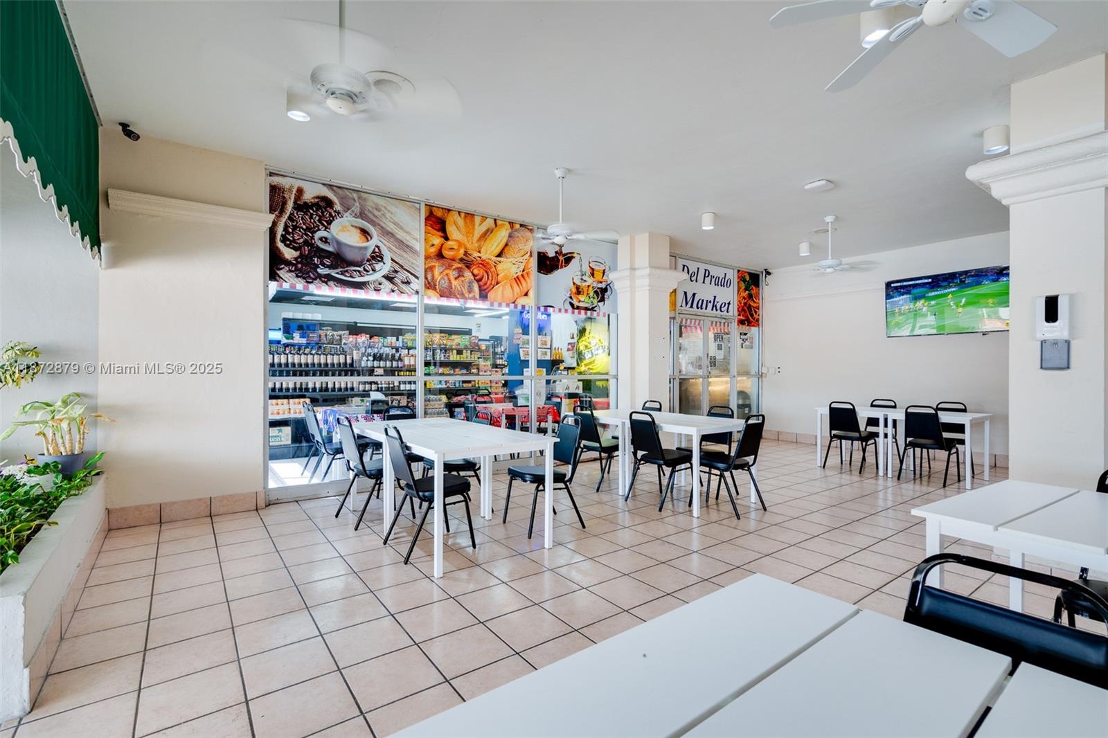 18071 Biscayne Blvd Ph04 & Ph03 Property Photo 20