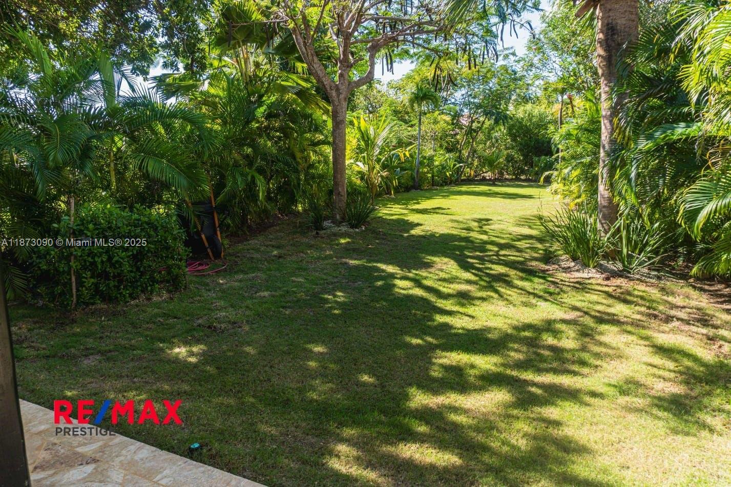 A11873090 Property Photo 3