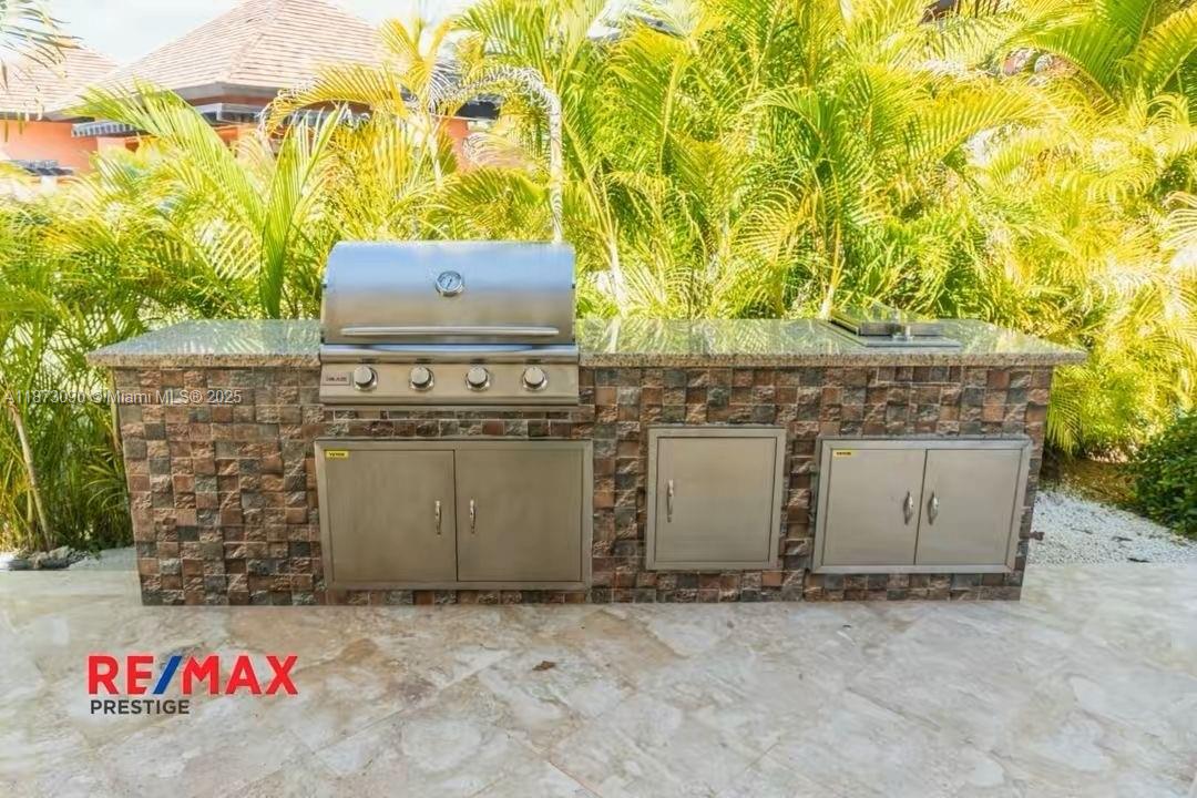 A11873090 Property Photo 20