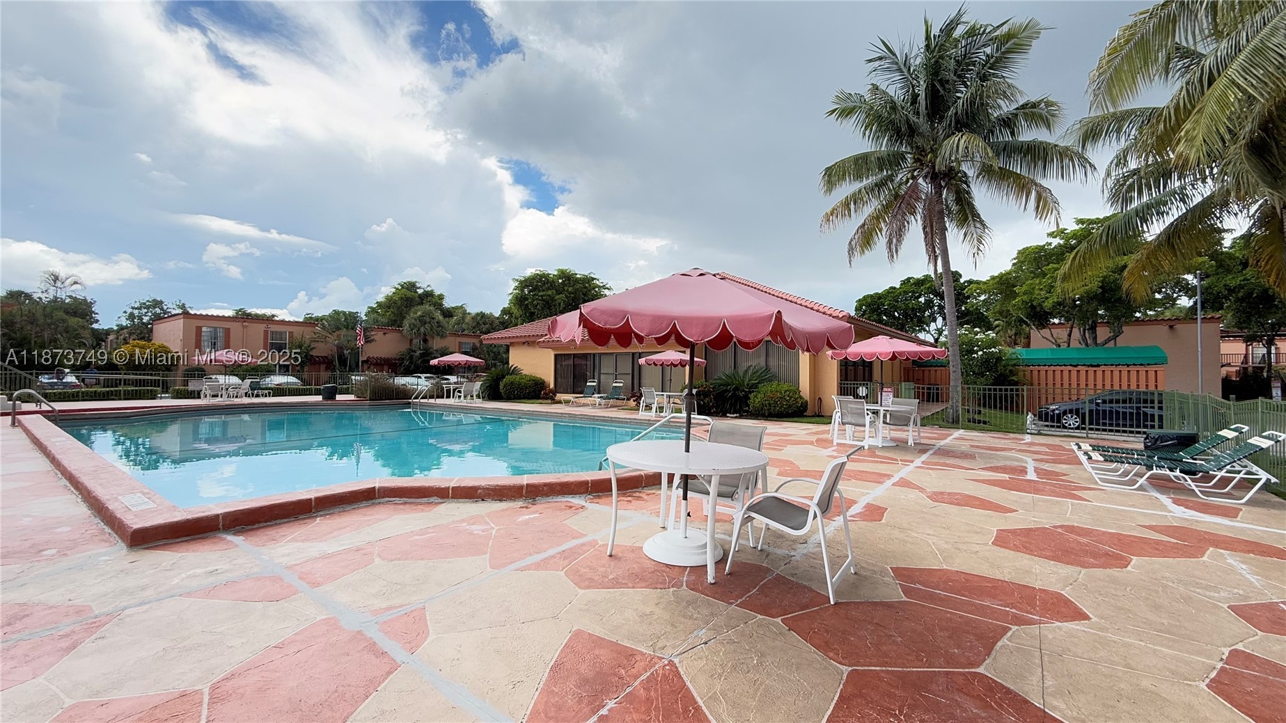 7121 Miami Lakes Dr Q8 Property Photo 10