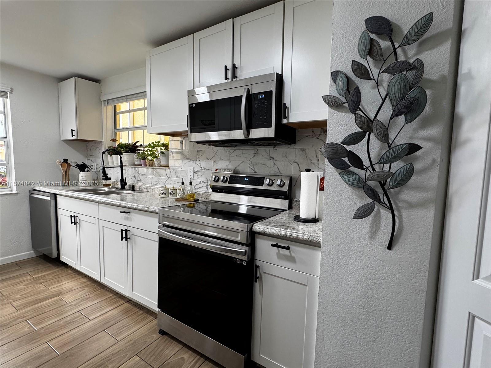 2273 Se 27th Dr 105-f Property Photo 3