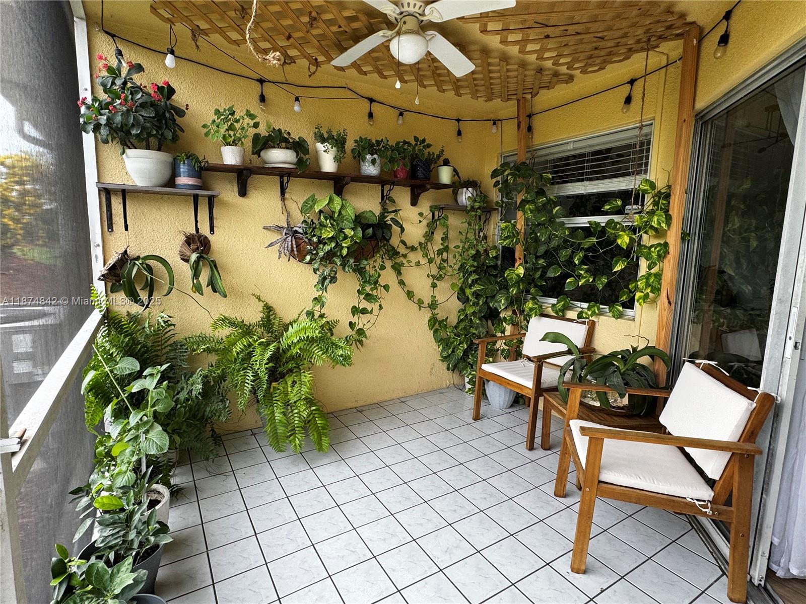 2273 Se 27th Dr 105-f Property Photo 9