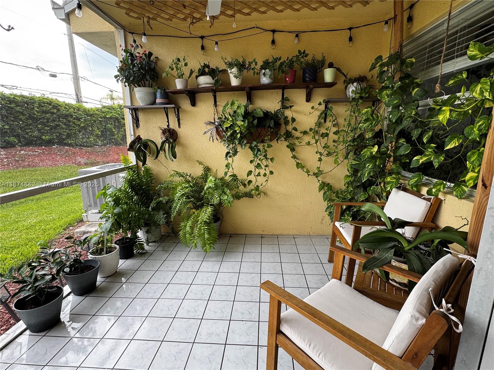 2273 Se 27th Dr 105-f Property Photo 10