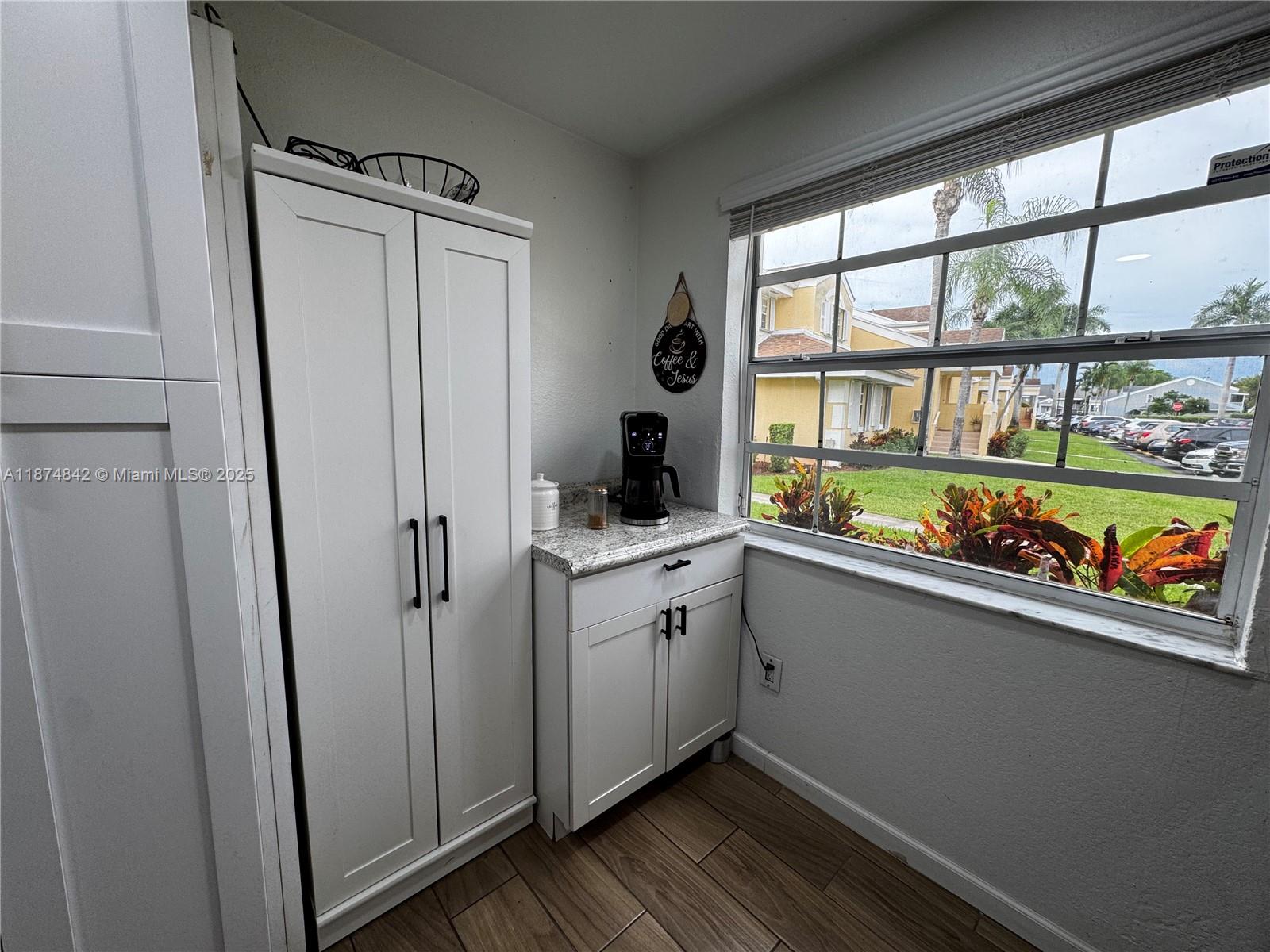 2273 Se 27th Dr 105-f Property Photo 17